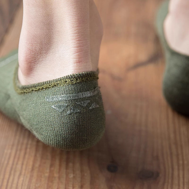 5paar / partii Meeste sokid libisemiskindlad silikoonist nähtamatud puuvillased sokid hingav võrk Mugav suvine õhuke sport meeste sokk elastne