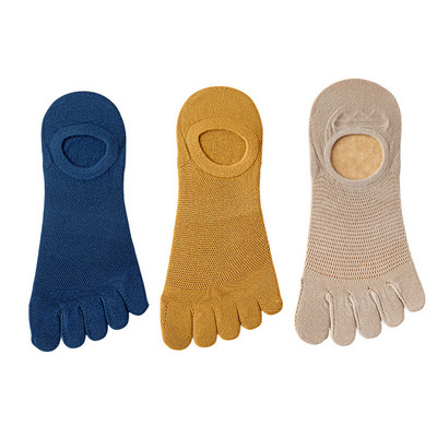 3 paari/partii Meeste sokid Mood vabaaja Pehmed Hingavad Sõrmede Paadisokid Kvaliteetne võrk vabaaja Sox meestele Higi neelav