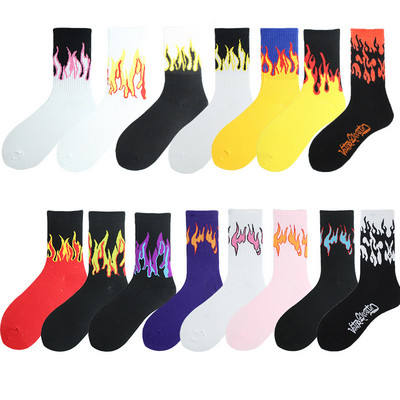 1 pereche de șosete din bumbac pentru femei Hip Hop Hit Color On Fire Red Flame Blaze Power Torch Hot Warmth Street Skateboard