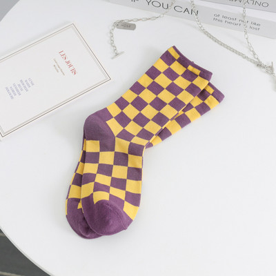 1 par pamučnih modnih hip hop muških ženskih uniseks čarapa Harajuku mlada djevojka dama karirano Klizanje šahovnica Vesele čarape Smiješne Sokken