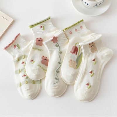 5 paari/pakend Naiste sokid armsad lühikesed lilled pahkluu nähtamatud paadpitssokid multifilmid lilled sokid kaltsetiinid hingavad suvi