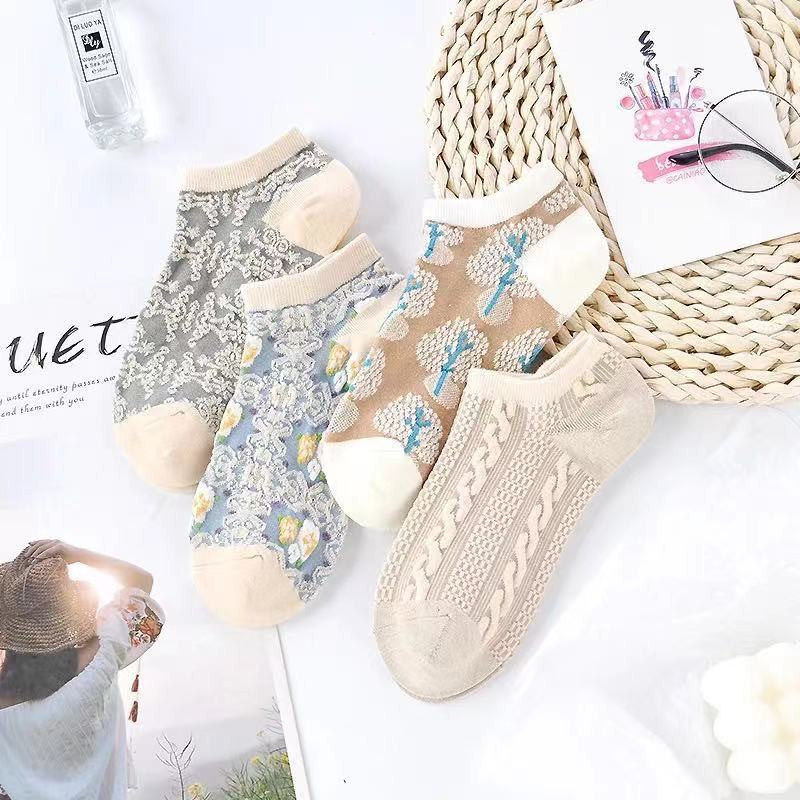 Pachet 4 perechi de șosete pentru femei cu flori pentru glezne Harajuku Kawaii bumbac Skarpetkie Damski stil coreean Floral invizibil No Show Cute Sox