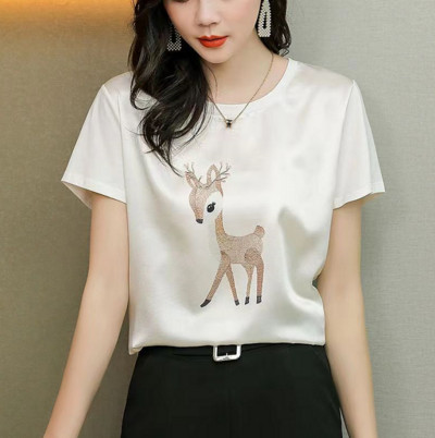 Tricou din satin de vară 2023 Tricou din mătase la modă pentru femei Tricou alb din mătase Design cu mâneci scurte Cămăși albe Luxry Sense Stain