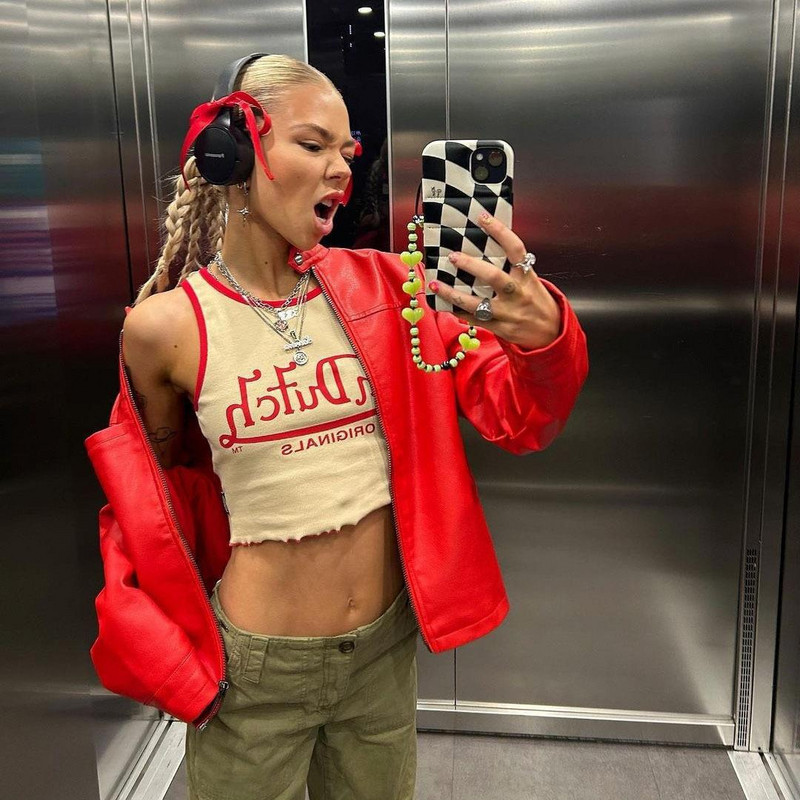 Y2K Europa și America de top vestă de vară pentru femei scrisoare bej imprimeu spice girl retro scurt subțire buric top fashion street Goth.