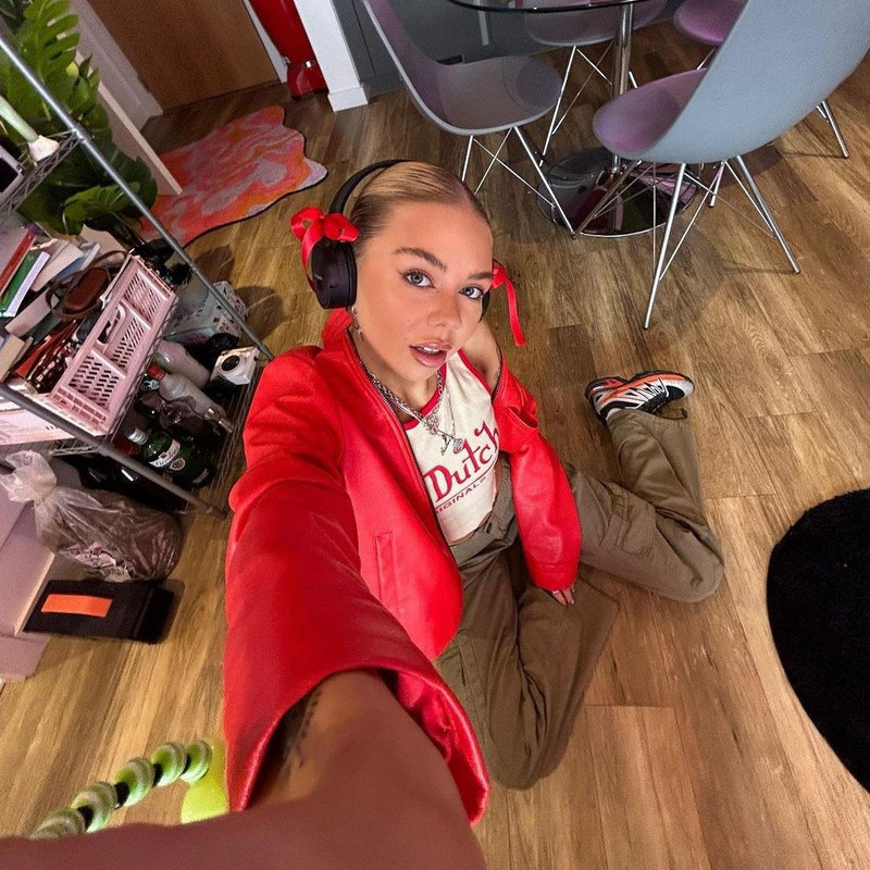 Y2K Europa și America de top vestă de vară pentru femei scrisoare bej imprimeu spice girl retro scurt subțire buric top fashion street Goth.