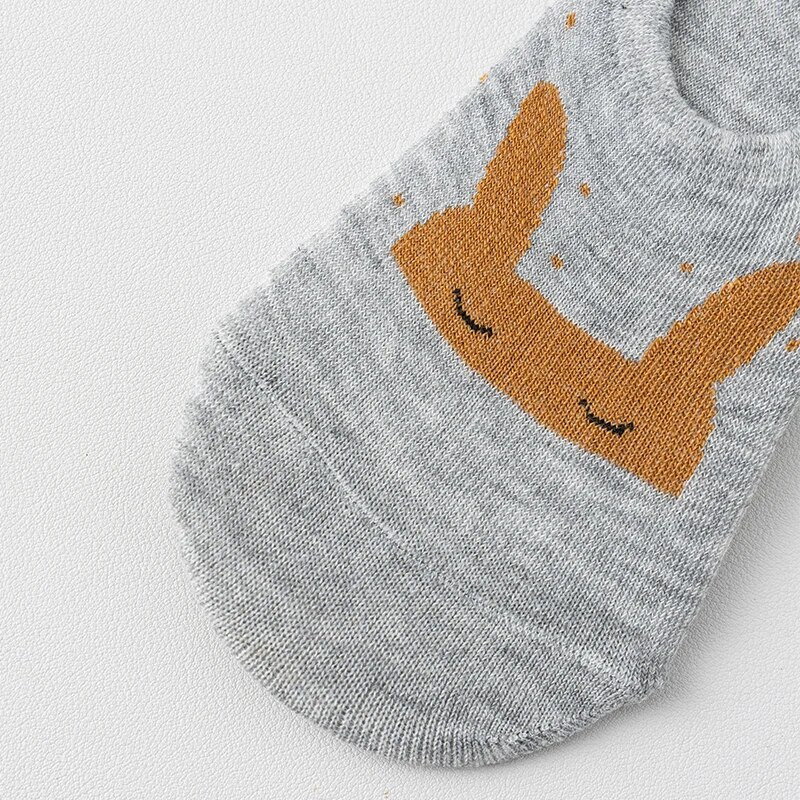 5 paari nähtamatuid madala lõikega silikoonist libisemisvastaseid suviseid hingavaid pahkluusokke NAISTE kasside paadi sokkidele