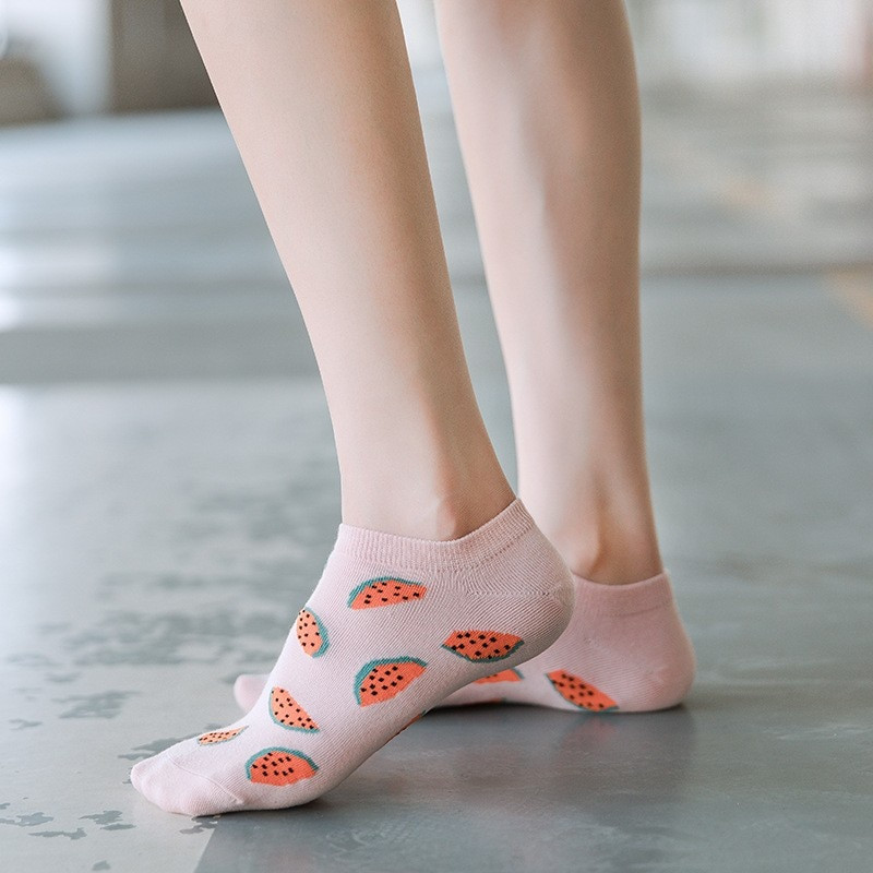 5 paari naiste naljakaid sokke Kevadised ja sügisesed puuviljasokid Avokaado Sidrun, Maasikas Banaan Harajuku vabaaja sokid