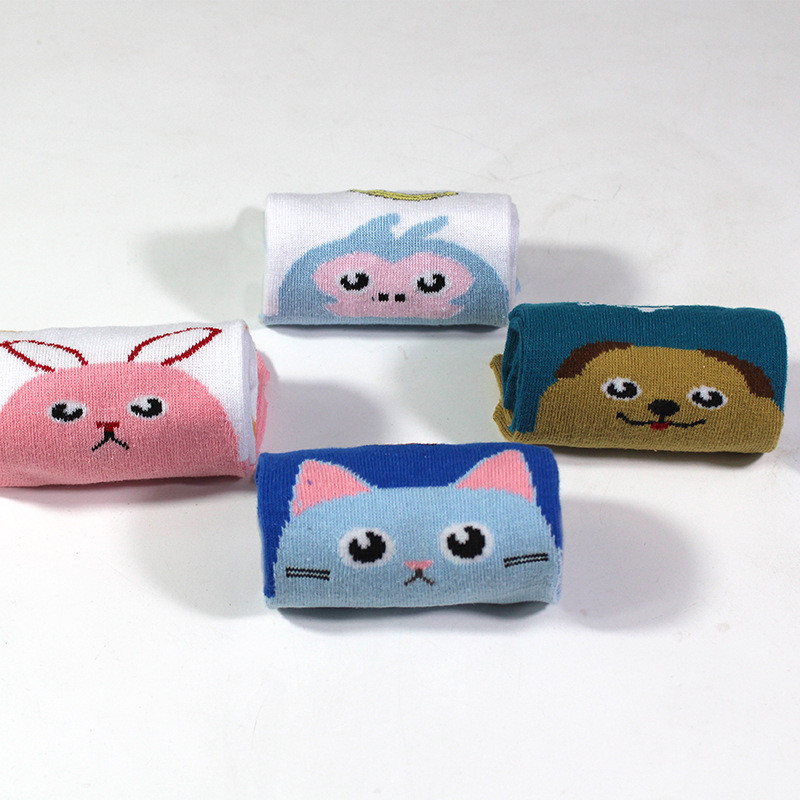 Tiszta pamut női lány ötujjas boka zokni aranyos állat medve macska nyúl újdonság divat fiatal, nem látható zokni lábujjakkal Rajzfilm