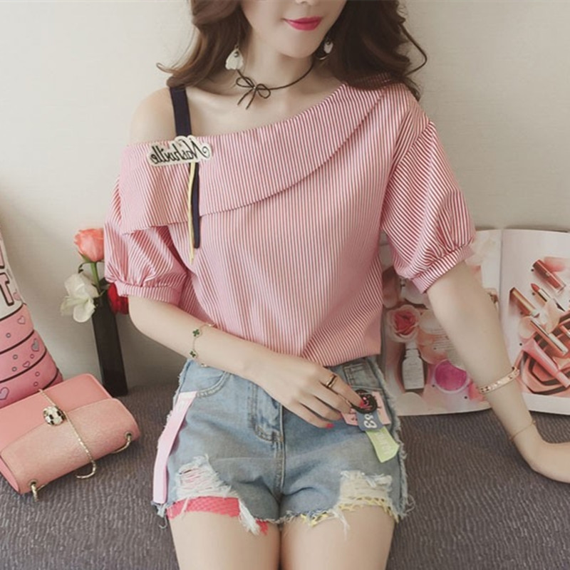 Rövid ujjú Kawaii csíkos, egy vállú, alkalmi póló 2021 női ruhák vállról aranyos felsők koreai póló női ruházat