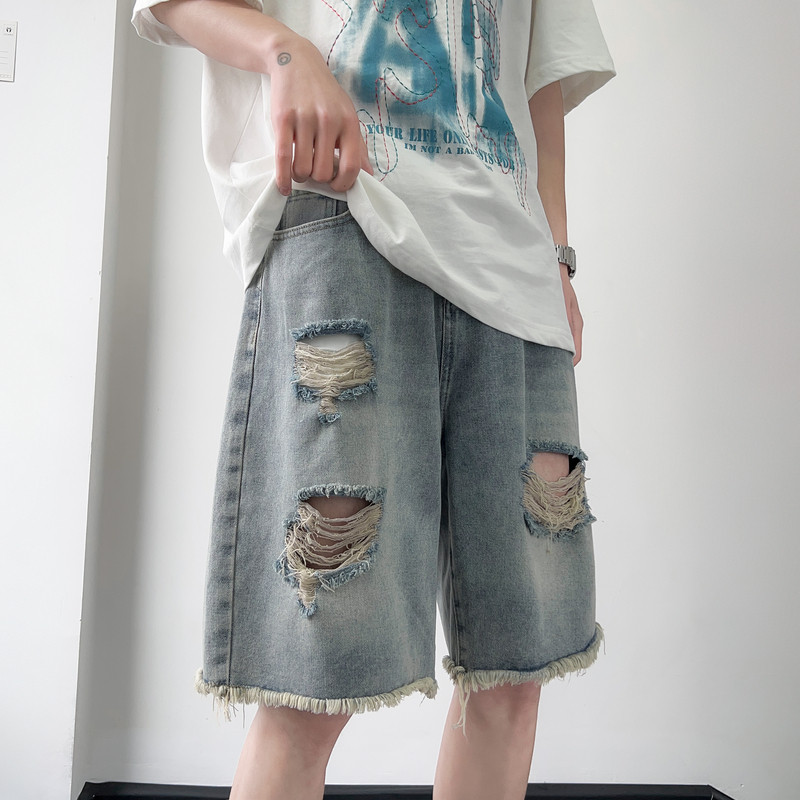 Nyári új, táskás férfi 2023-as egyenes farmer rövidnadrág koreai stílusú divat, laza, lyukas rövid farmernadrág férfi kék S-2XL