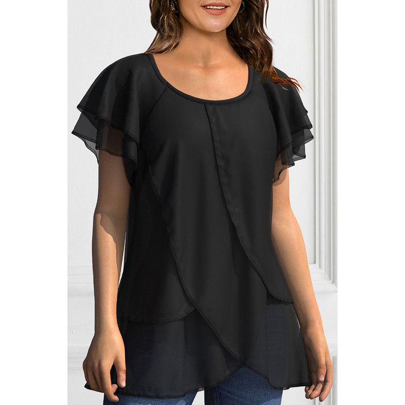 Ležerna tamnoljubičasta bluza od šifona s volanima i asimetričnim porubom veće veličine