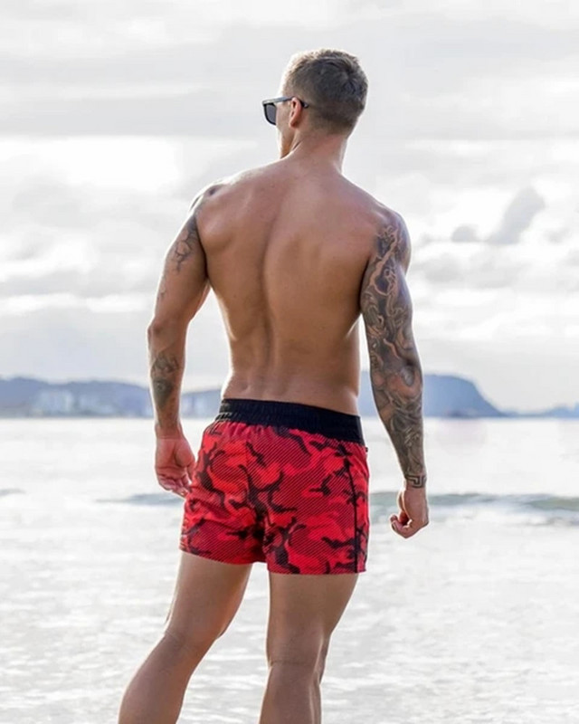 Strandnadrág 2023 nyári divatos ötpontos nadrág terepszínű férfi rövidnadrág vékony gyorsan száradó alkalmi nadrág Hawaii férfi nadrág