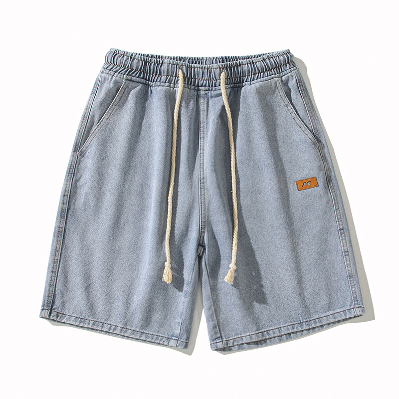 2024 nyár, új férfi farmer rövidnadrág, bő, egyenes lábú, táskás farmernadrág, divatos, széles szárú, rugalmas derékú koreai utcai viselet