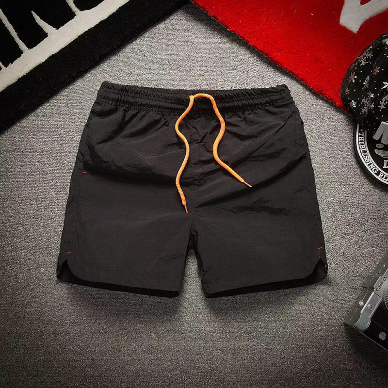 2024. gada vasara, jauni brīvā laika sporta šorti vīriešu īpaši plānām un atsvaidzinošām pludmales biksēm, elpojošas, ātri žūstošas ziedu krāsas bikses