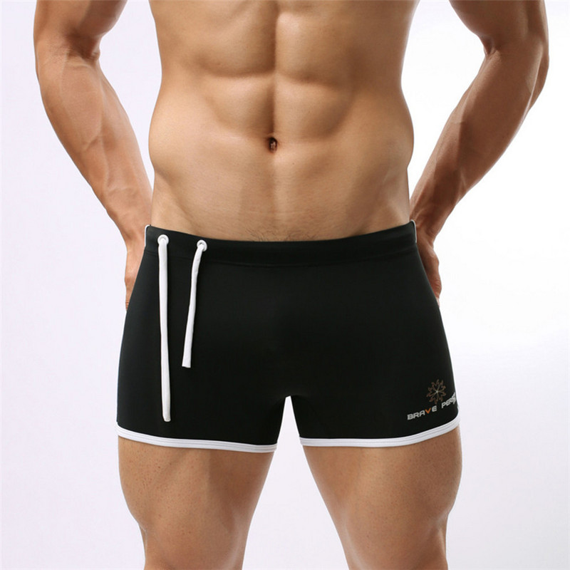 Persoană curajoasă Costume de baie pentru bărbați Trunchi de baie Pantaloni scurți Costum de baie moale și confortabil Pantaloni scurți pentru surf de plajă Trunchi de baie cu șnur