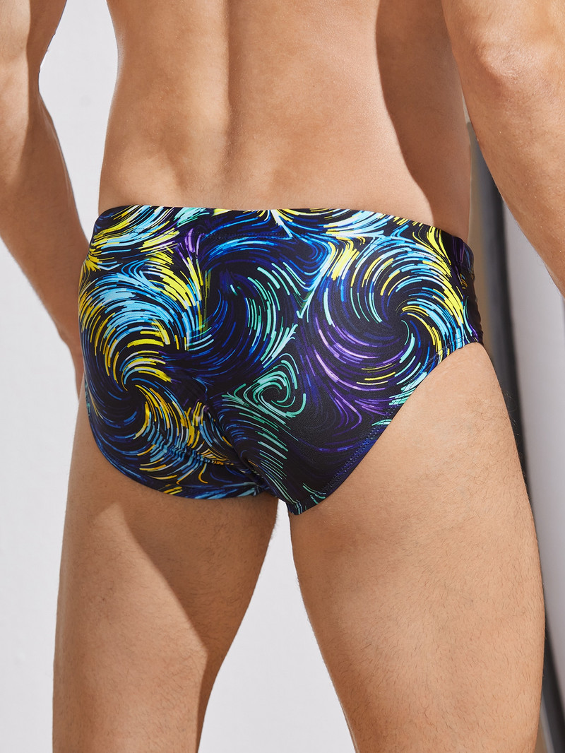 Pitanja za profesionalno natjecanje u trokutnim utrkama za muškarce: Smanjite otpor u natjecateljskom uskom kupaćem kostimu