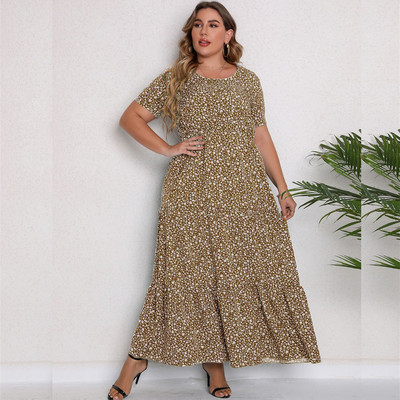 2022. gada vasaras jaunais izpārdošanas lielizmēra sieviešu kleita ar īsām piedurknēm ar apaļu kaklu