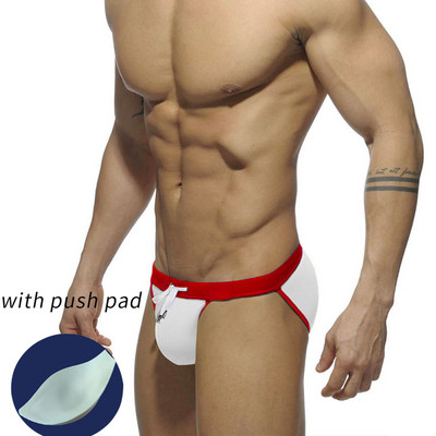 Európai és amerikai férfi szexi magas villás háromszögű fürdőnadrágok divatos színben passzoló egyszerű strand alacsony derekú háromszög bikini Me