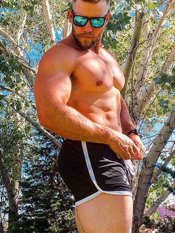 Vīriešu vasaras jauni fitnesa šorti Modes kompresijas Ātri žūstoši sporta zāles Kultūrisms Skriešanas šorti Slim fit apģērbs Sporta bikses