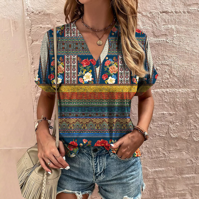 Sieviešu T-krekls ar apdruku ar V veida izgriezumu Ikdienas topi ar ziediem Lēta blūze Vasaras modes dāmu apģērbi Sieviešu lielizmēra T-krekli ar īsām piedurknēm