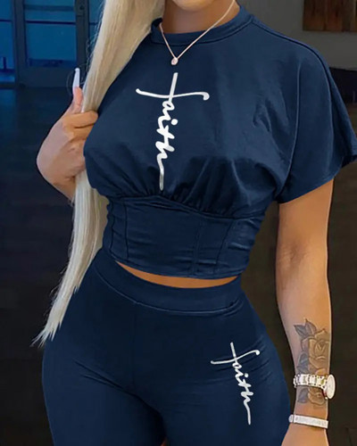 Ikdienas T-kreklu šorti ar īsām piedurknēm ar O veida kakla izgriezumu Biroja šortu komplekts Biroja dāmu vasaras burtu apdruka Topi Masīvi šorti Divdaļīgs komplekts Sieviešu apģērbs 2024