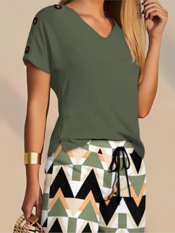 Jauns vasaras sieviešu pogāms V kakla izgriezums ar īsām piedurknēm ikdienišķs tops un aukliņu dizaina šortu komplekts Modes viengabalains divdaļīgs komplekts sievietēm