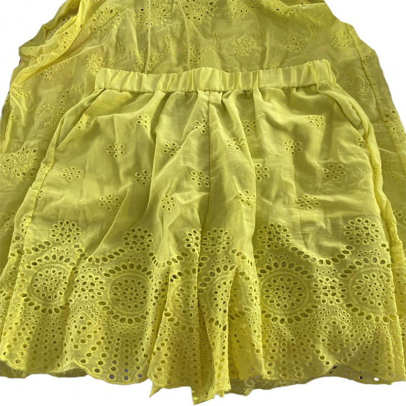 Jauni divu gabalu komplekti Sieviešu tērpi Ikdienišķs V veida kakla izgriezums bez piedurknēm, izšuvumi, šorti, 2022. gada modes sieviešu uzvalks