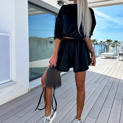 Ženski jednobojni gornji dio polurukava i kratki dvodijelni set 2024. Elegantno sportsko odijelo od baršuna Ženski ljetni modni set s elastičnim strukom