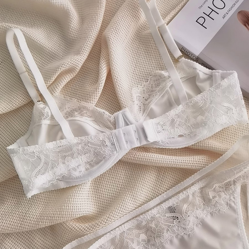 S-XL 70-85ABC Eiropas amerikāņu jauna vasaras apakšveļa ar leoparda apdruku Īpaši plānas seksīgas mežģīņu sieviešu krūštura apakšbikses sieviešu komplekti