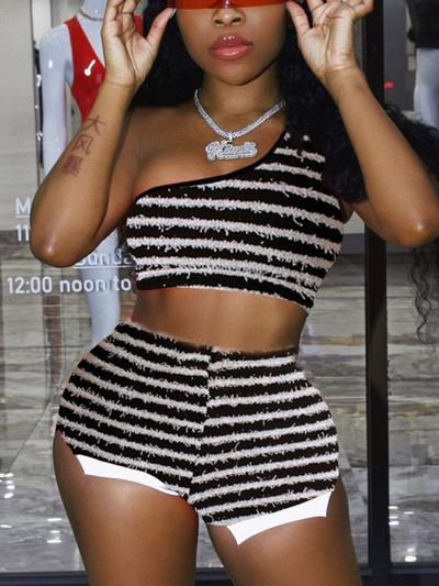 LW daudzkrāsaini divu gabalu šorti, kostīmi jauktai apdrukai, 2 gab., viena pleca, bez piedurknēm, asimetrisks kakls, apgriezts tops un pieskaņoti šorti