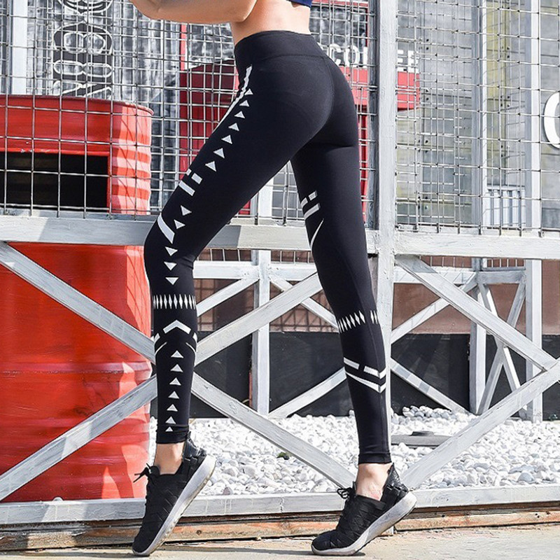 Női Leggings Fitness Jóga Nadrág Magas derekú Push Up Csípő edzés Rugalmas Harisnya Futó Aktív Ruha Tornaterem Sport Nyomtató Nadrág
