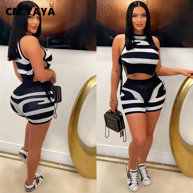 CM.YAYA spausdintas elegantiškas moteriškas komplektas, surišamas atviras šoninis apkarpytas viršus ir šortų rinkinys, 2023 m. vasaros mados dviejų 2 dalių komplektų komplektai, sportinis kostiumas
