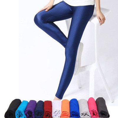 Naiste läikivad püksid säärised kuumalt müüdavad säärised ühevärvilised fluorestseeruv spandex elastsus vabaaja püksid läikivad säärised