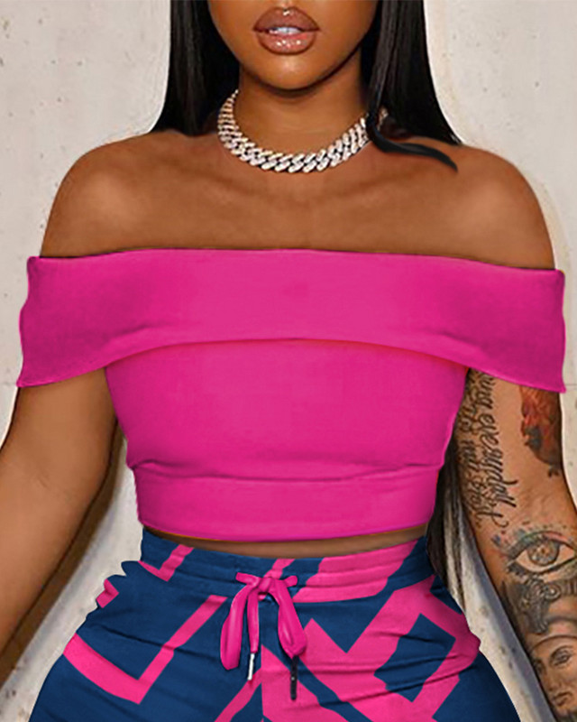 Vasaras divdaļīgie komplekti Sieviešu tērpi Modes no pleciem apgriezts tops un ģeometriskas apdrukas šortu komplekts Sieviešu treniņtērps, apģērbs