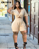 CM.YAYA Active eleganti sieviešu divi 2 daļiņu komplekti, 2022. gada vasaras drapēti V veida kakla izgriezuma augšdaļa un uzliesmojoši šorti, kas atbilst sporta tērpa komplektam