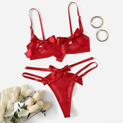 Set de lenjerie sexy din dantelă Lenjerie de corp pentru femei Seturi de sutien transparent pentru petrecere Sutien de lenjerie din dantelă + Set tanga scobită Set de lenjerie intimă кружев