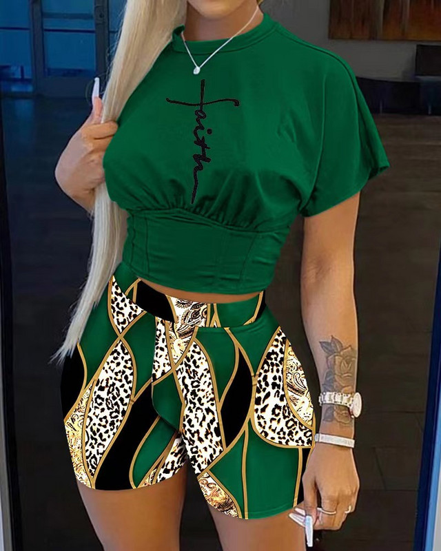 Vasaras ikdienišķa apdruka T kreklu īsie komplekti Sieviešu modes īsu piedurkņu apgrieztu tops un Bodycon šorti Divdaļīgs komplekts Sieviešu Boho uzvalki