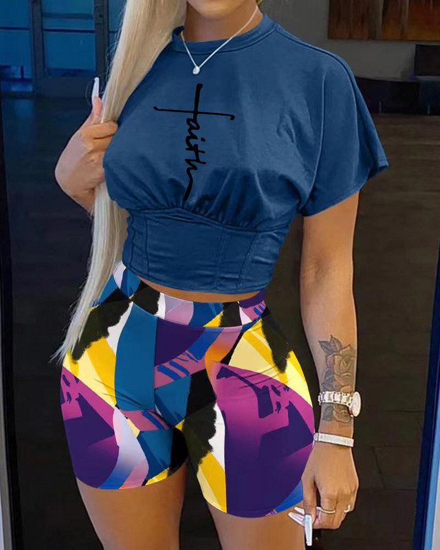 Vasaras ikdienišķa apdruka T kreklu īsie komplekti Sieviešu modes īsu piedurkņu apgrieztu tops un Bodycon šorti Divdaļīgs komplekts Sieviešu Boho uzvalki