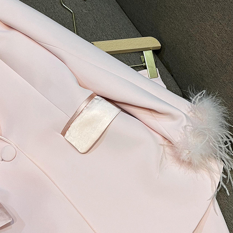 2023. aasta moe naiste soodusmüük Roosa jaanalinnu juuste lapiga V kaelus Kaheosaline disainitud kontorinaise äriülikond