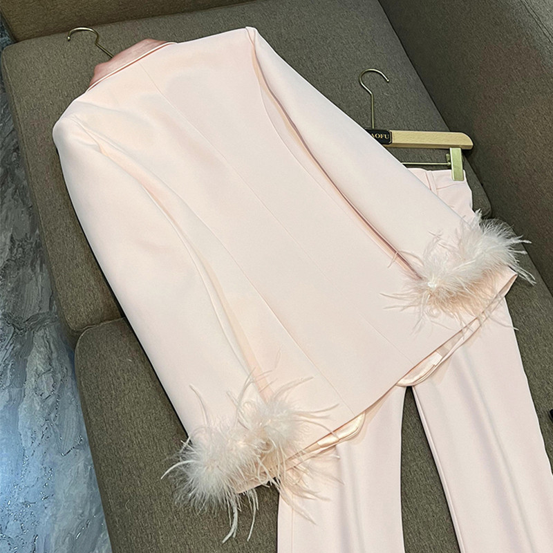 2023. aasta moe naiste soodusmüük Roosa jaanalinnu juuste lapiga V kaelus Kaheosaline disainitud kontorinaise äriülikond