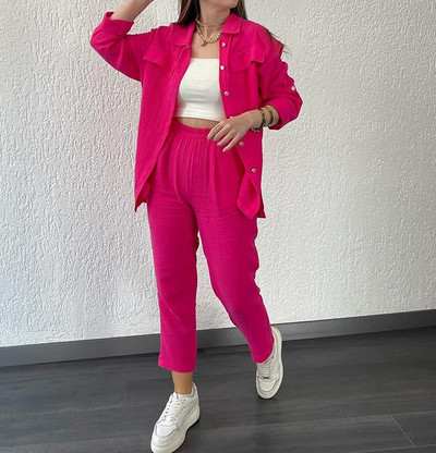 vasaras tērpi sievietēm 2023 Jauns krekls ar garām piedurknēm ar vaļīgām pogām un apgrieztām bikses Ikdienas sports Vasaras sieviešu uzvalks bikses komplekts