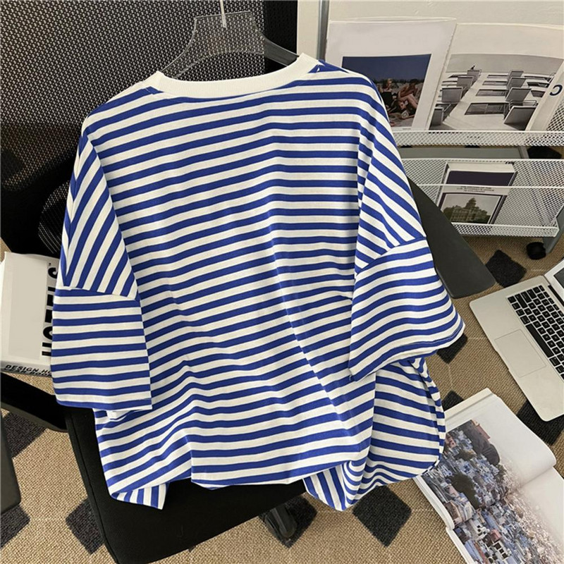 Triibulised lühikesed püksid ja ülaosa komplektid lühikeste varrukatega säärtega lühikeste pükste ülikond 2022. aasta suve 2-osaline komplekt T-särk pluusid laia säärega lühikesed püksid