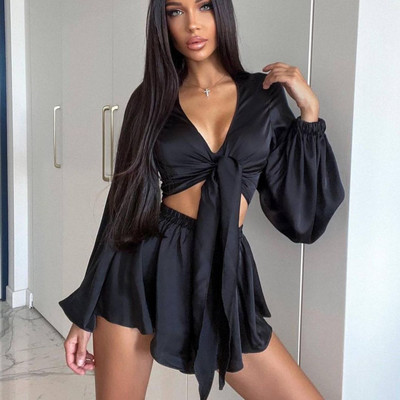 Moodsad naiste pidžaamakomplektid Seksikad V-kaelusega magamisriided, pikkade varrukatega, pitsidega öörõivad lühikesed püksid, suvised naiste pidžaamakostüümid