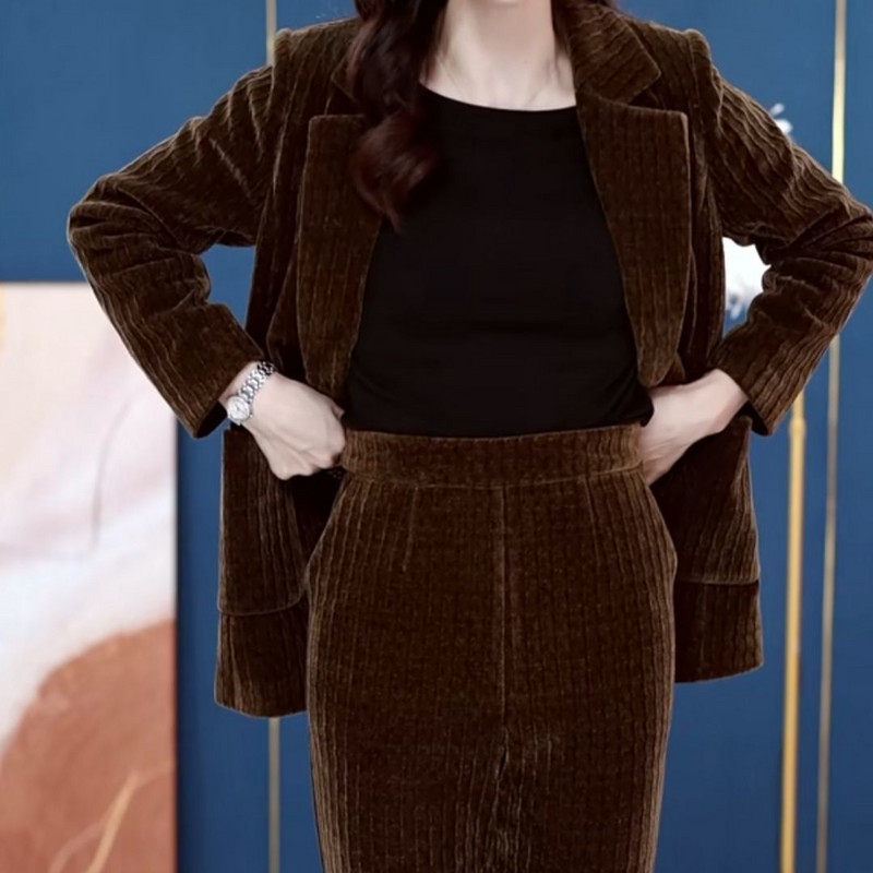 Proljeće 2023. Novi elegantni ženski set od samta, ležerna jakna, jakna, jakna, hlače širokih nogavica, dvodijelna odjeća za uredske menadžere