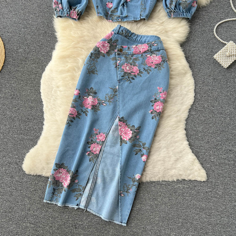 Amolapha Femei Seturi de două piese din denim cu imprimeu floral, fără bretele, cu talie elastică, camisol + fustă maxi despicată, costume de blugi