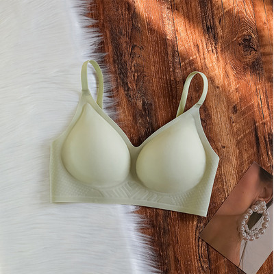 Ultratanko žensko ljetno donje rublje Gathering Ice Silk Jelly Gel Polufiksna košarica Meka potpora Bez čeličnog prstena Sportski grudnjak bez tragova