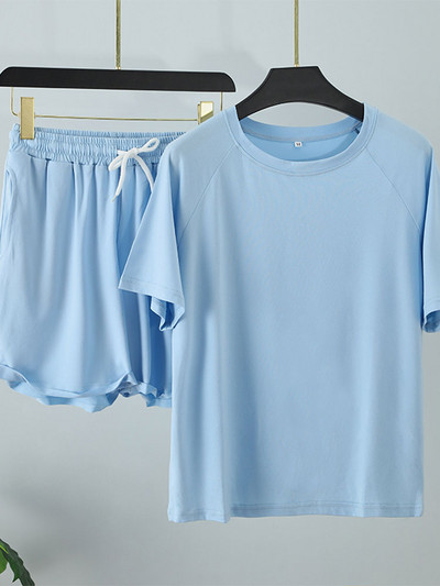 Vasaras svītraina treniņtērpa komplekts sievietēm ar īsām piedurknēm T krekls Mini šorti divdaļīgs komplekts sievietēm 2023. gada ikdienas sieviešu sporta tērps