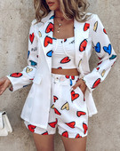 Σετ δύο τεμαχίων Γυναικεία στολή 2024 Summer Fashion Heart Letter print Cami Top & casual σορτς τσέπης με κουμπιά σετ με παλτό blazer