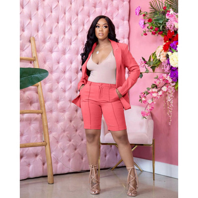 Kaheosaline naiste ülikond, ühevärviline bleiser ja lühikesed püksid, sobiv komplekt naistele kontori tagasihoidlik tööriietus, mood, 2 osa