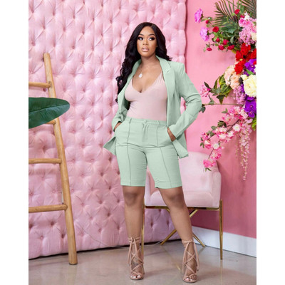 Kaheosaline naiste ülikond, ühevärviline bleiser ja lühikesed püksid, sobiv komplekt naistele kontori tagasihoidlik tööriietus, mood, 2 osa